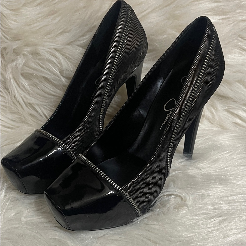 Jessica Simpson Black and Silver Heels